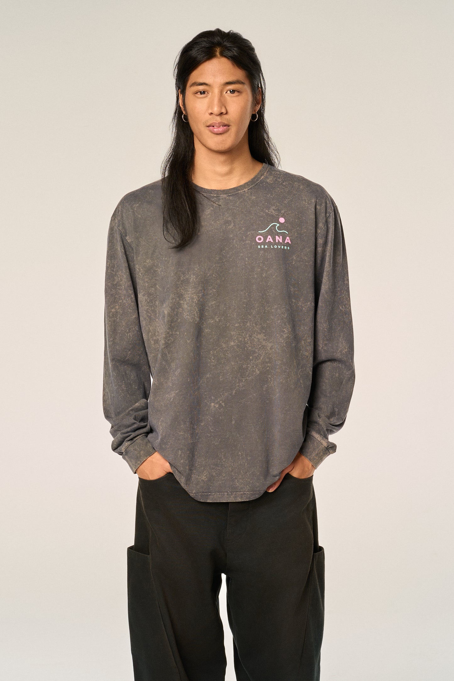 Sudadera negra desgastada SEA LOVERS